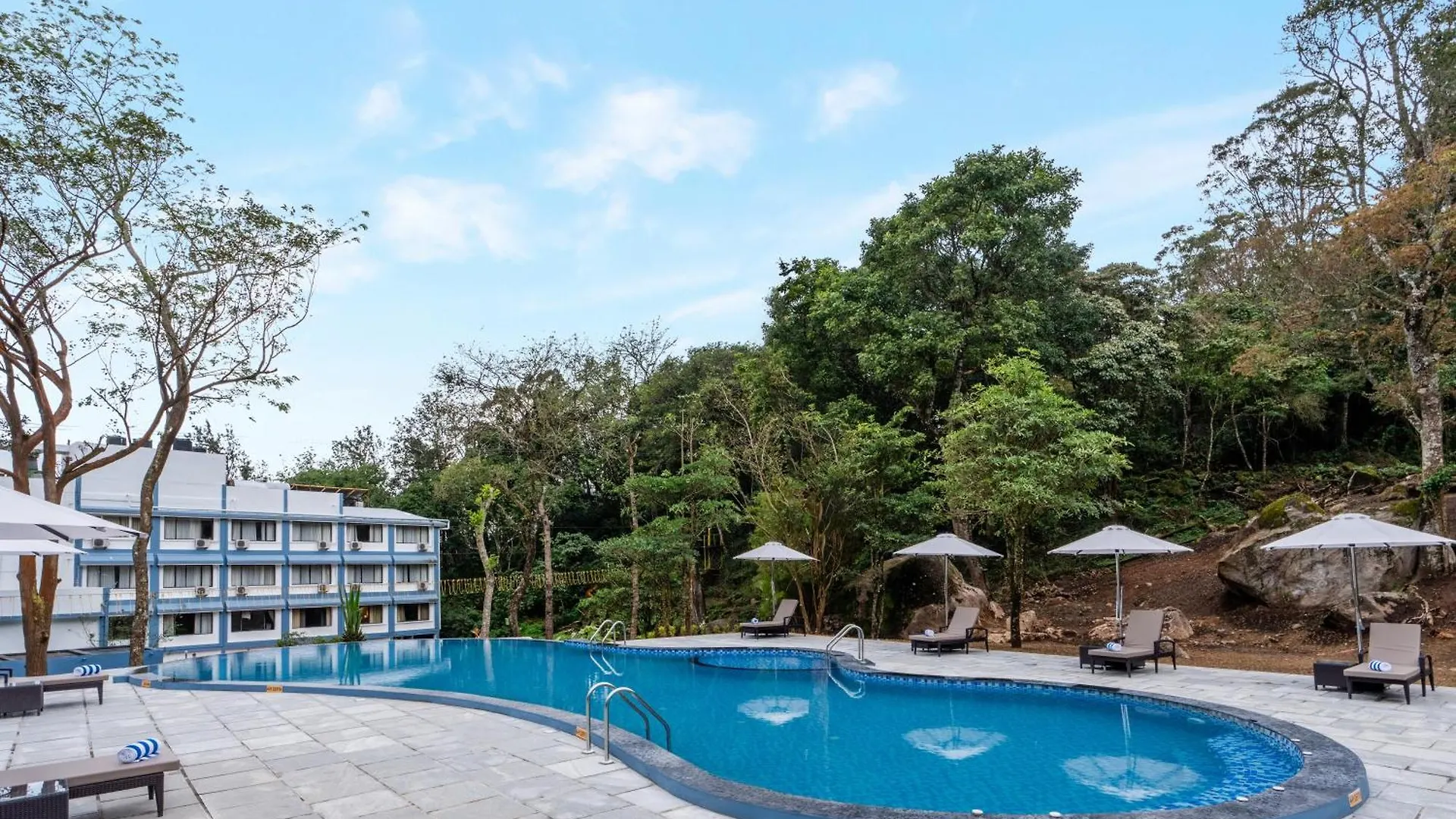 Sterling Munnar Hotel Resort