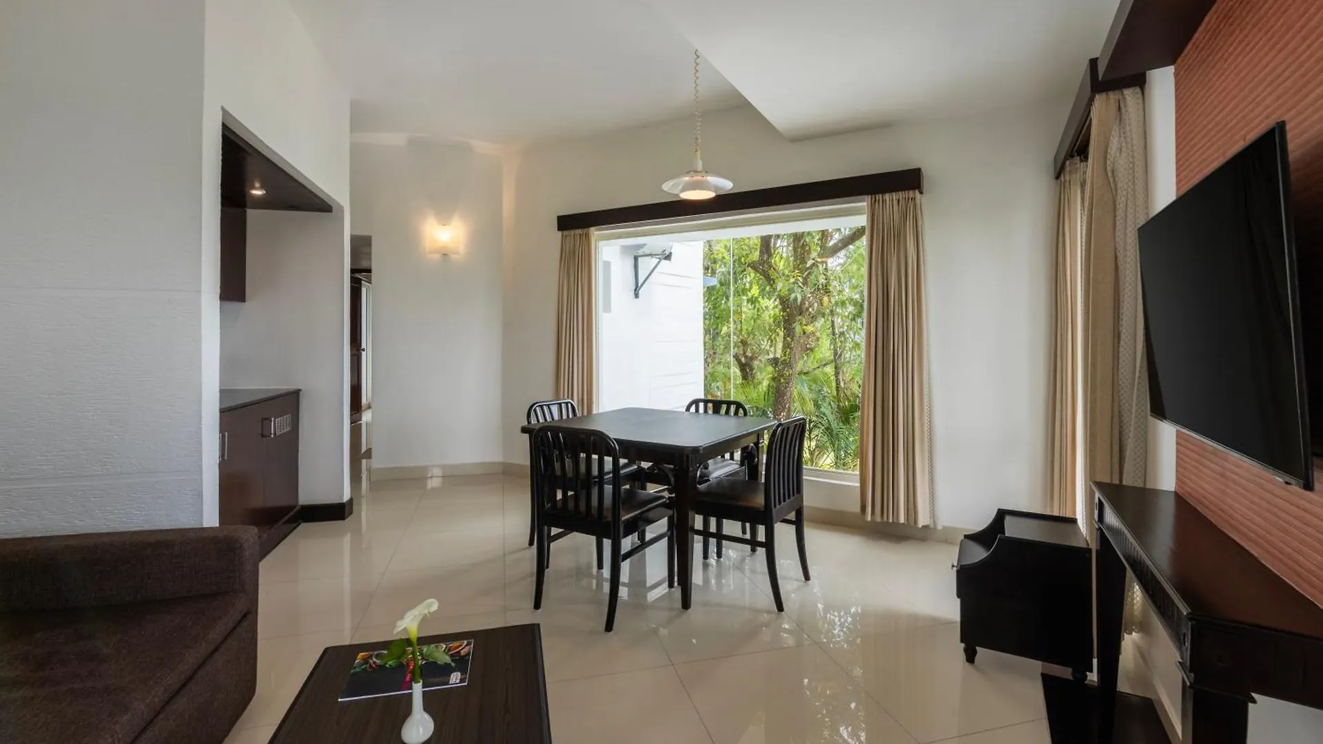 Resort Sterling Munnar Hotel